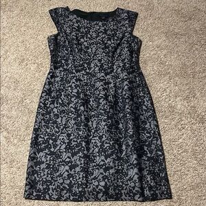 Banana Republic Black and Gray Patterned Sheath Dress, size 4